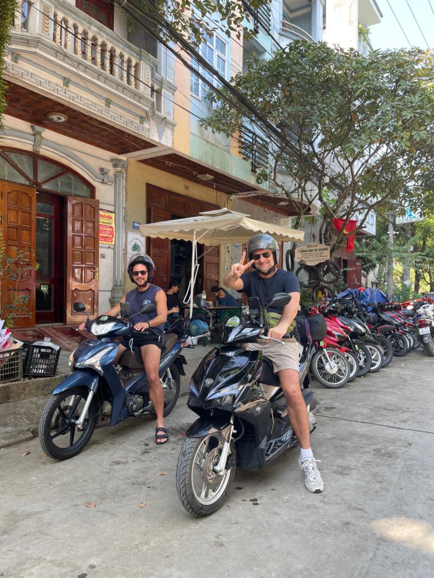 Green Riders House - Motorbike Rental & Tours Као Банг Екстериор снимка